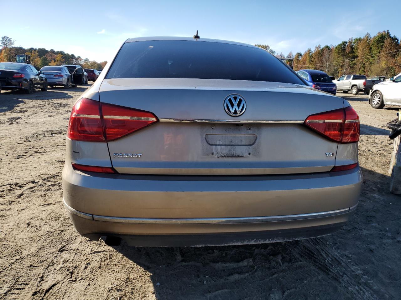 VOLKSWAGEN PASSAT S
