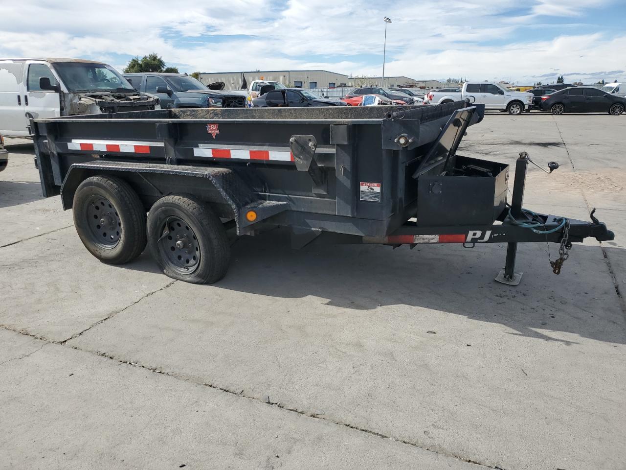 Lot #3281704893 2021 PJ DUMP TRAIL