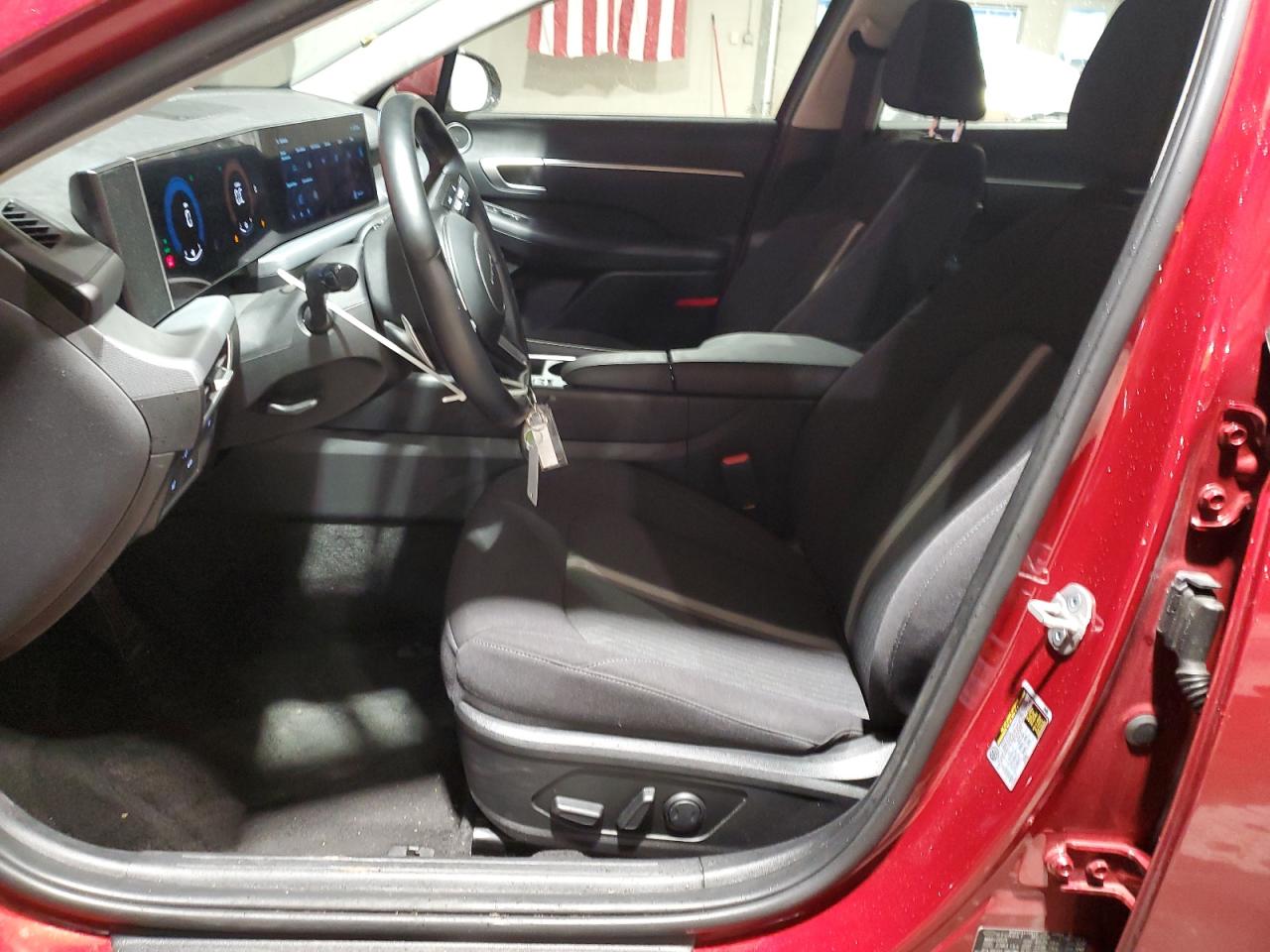 HYUNDAI SONATA HYBRID