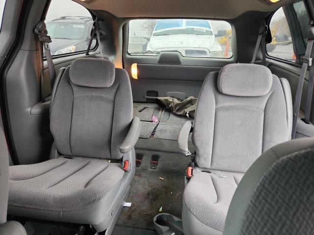 2005 CHRYSLER TOWN & COU #3302665000