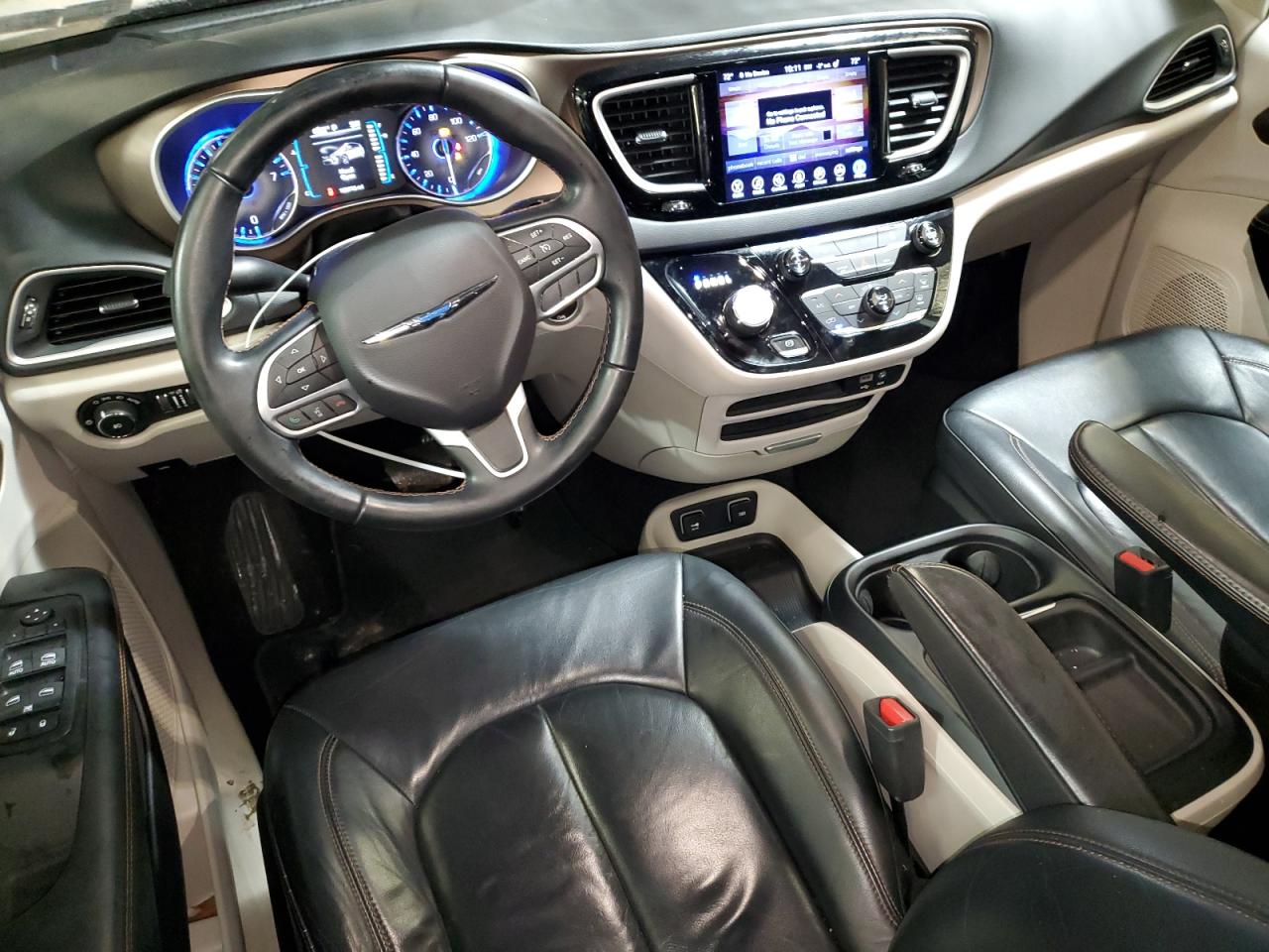 CHRYSLER PACIFICA TOURING L