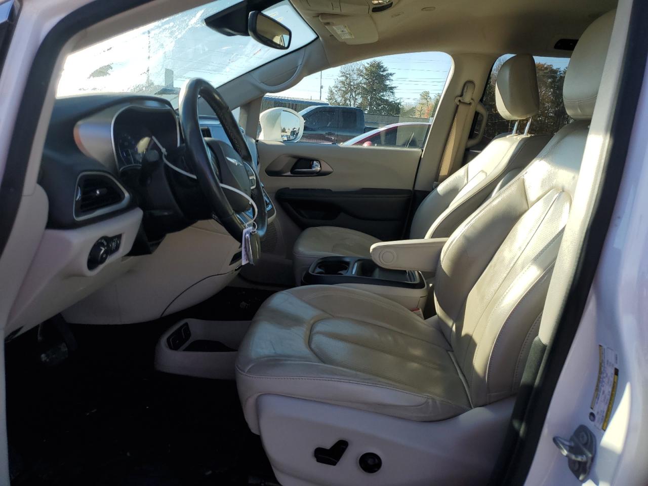 CHRYSLER PACIFICA TOURING L