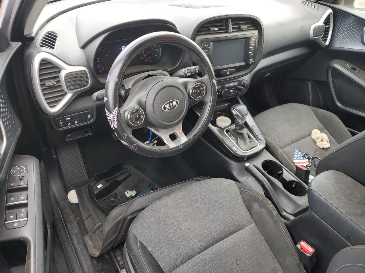 KIA SOUL LX