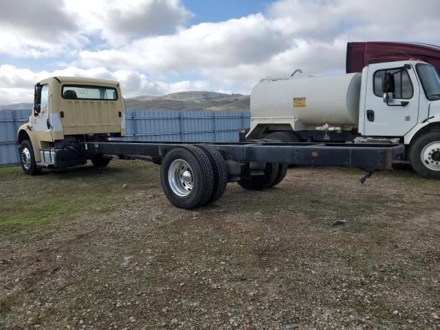 2015 FREIGHTLINER M2 106 MED #3304875552