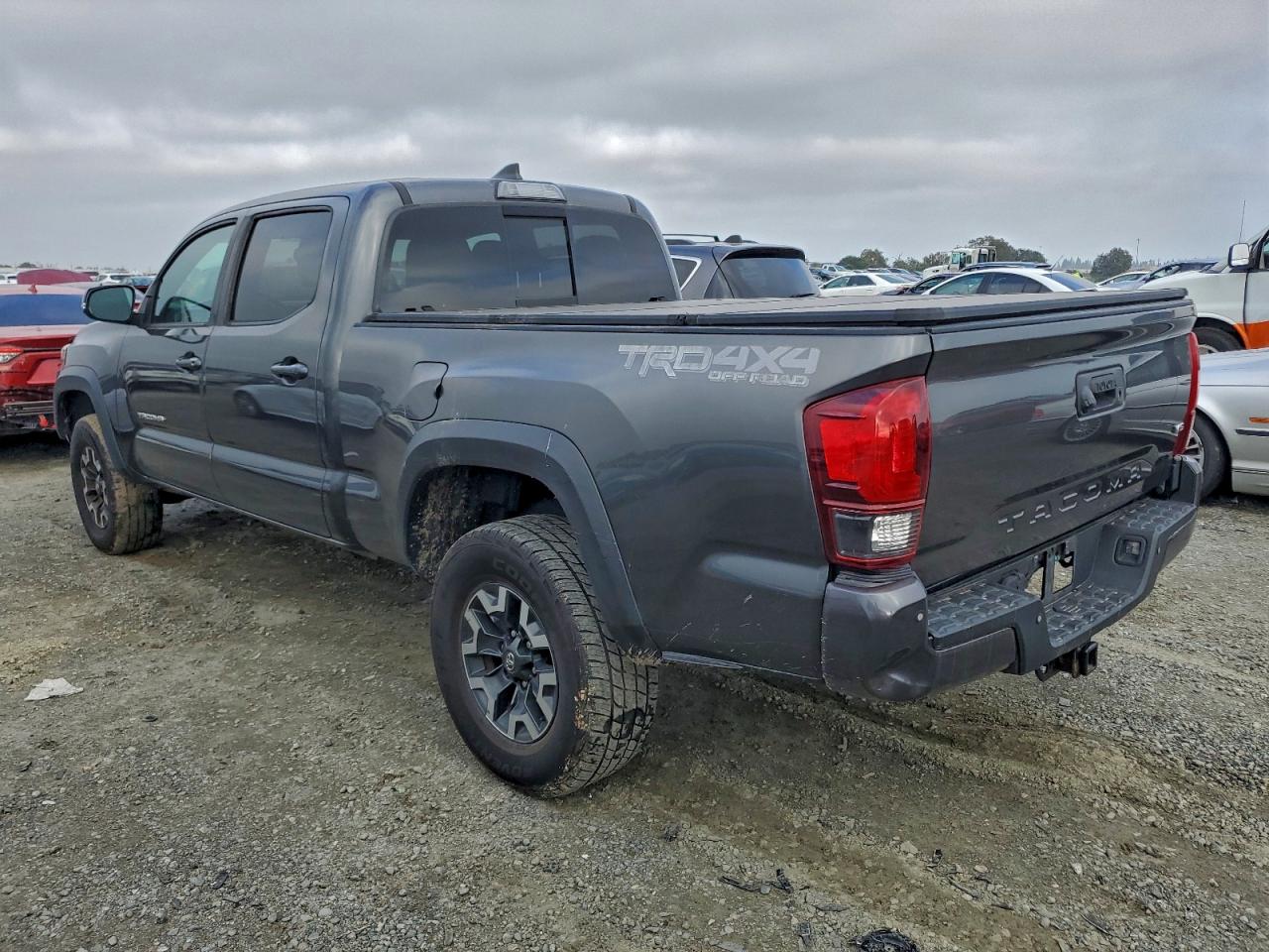 TOYOTA TACOMA DOUBLE CAB
