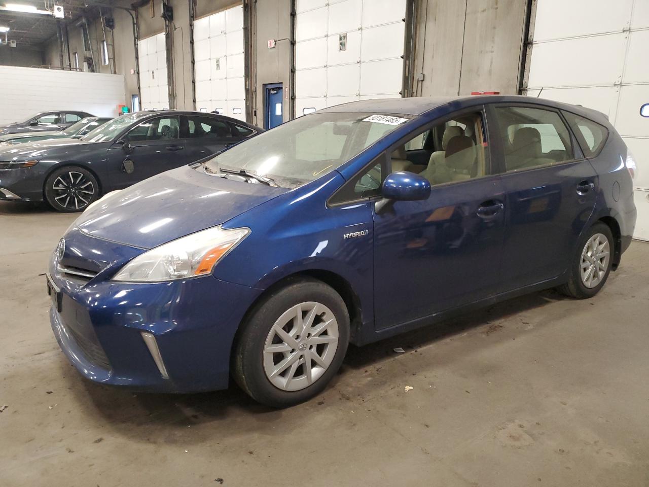 TOYOTA PRIUS V