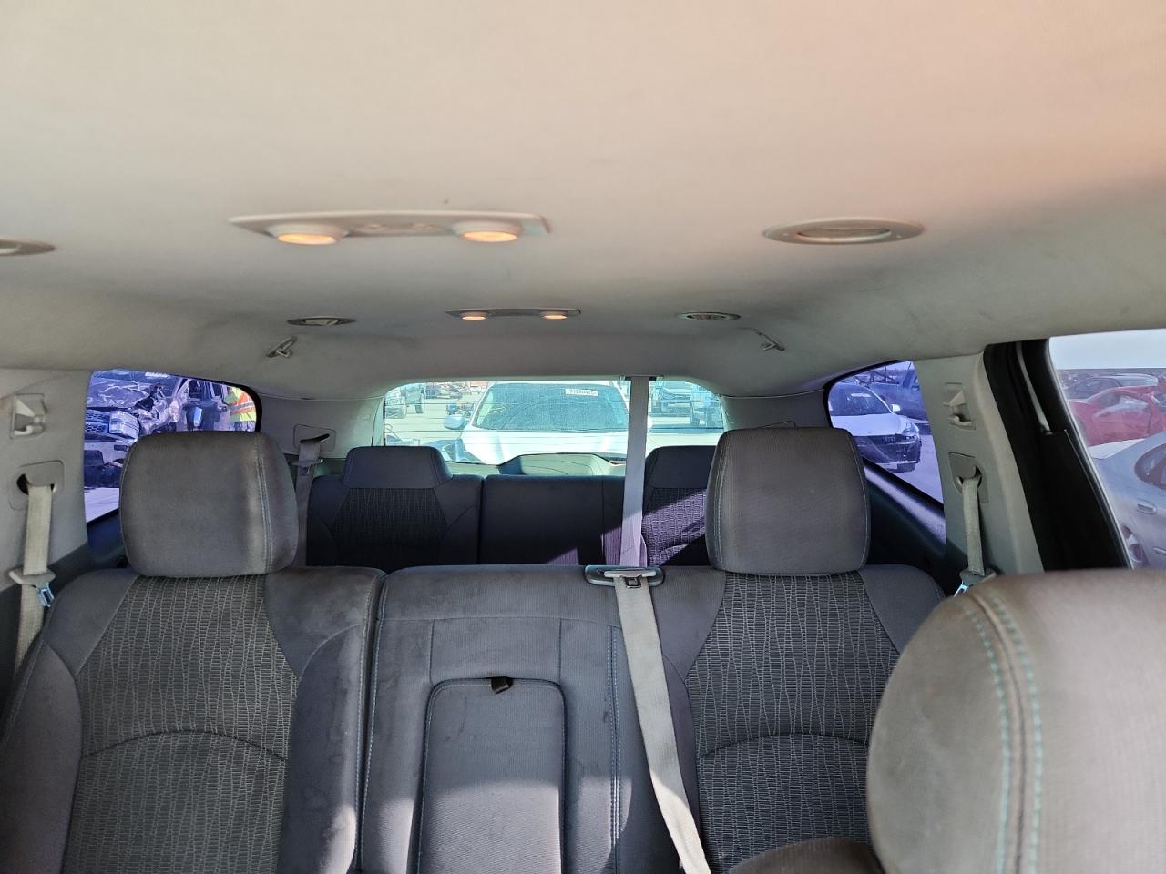 CHEVROLET TRAVERSE LS