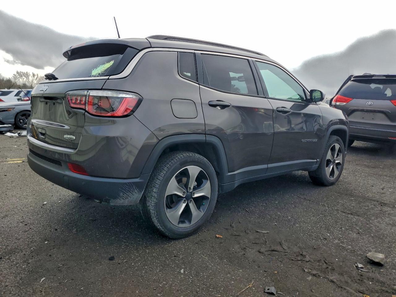 JEEP COMPASS LATITUDE
