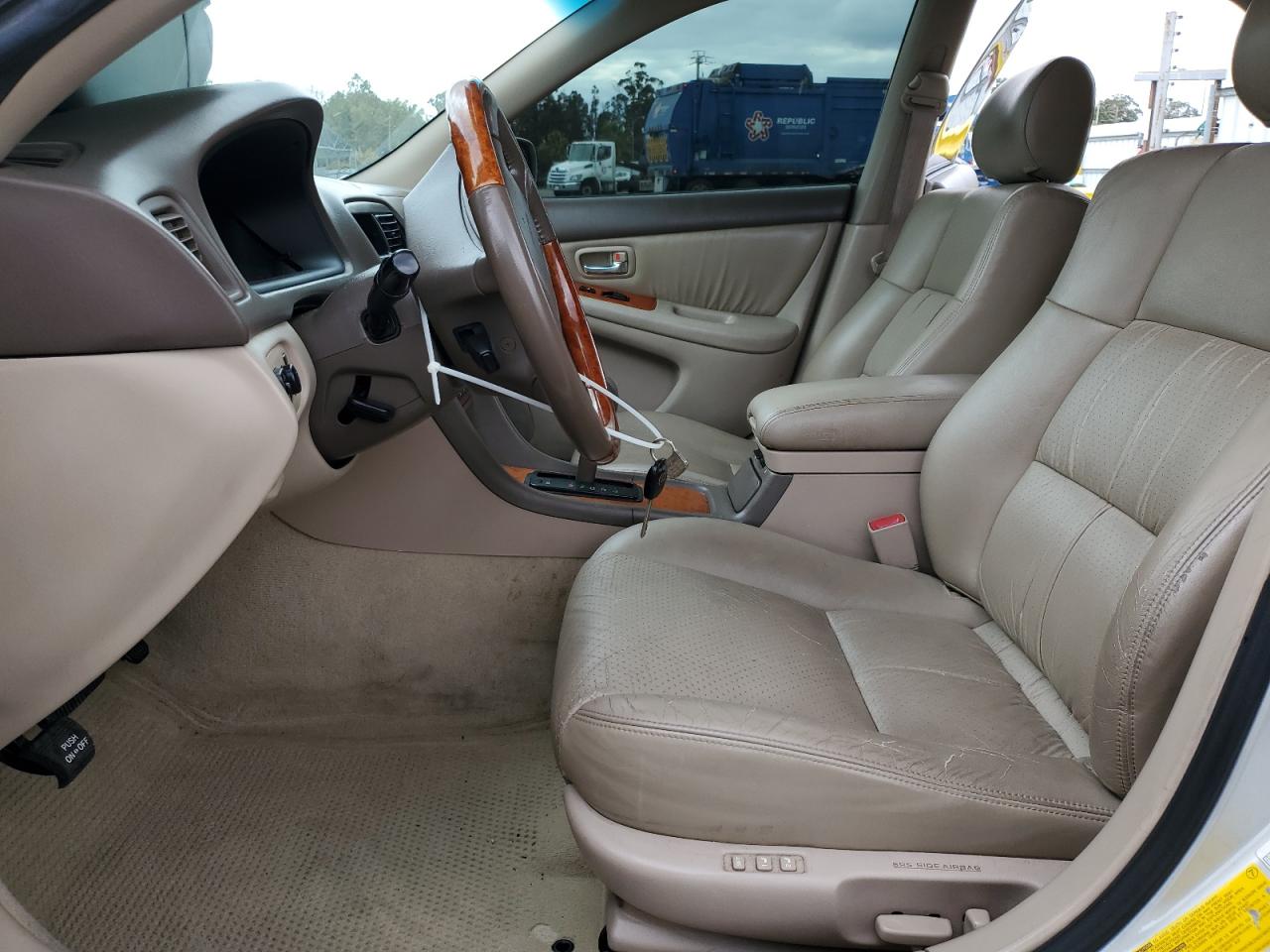 Lexus Es 300 Image 7