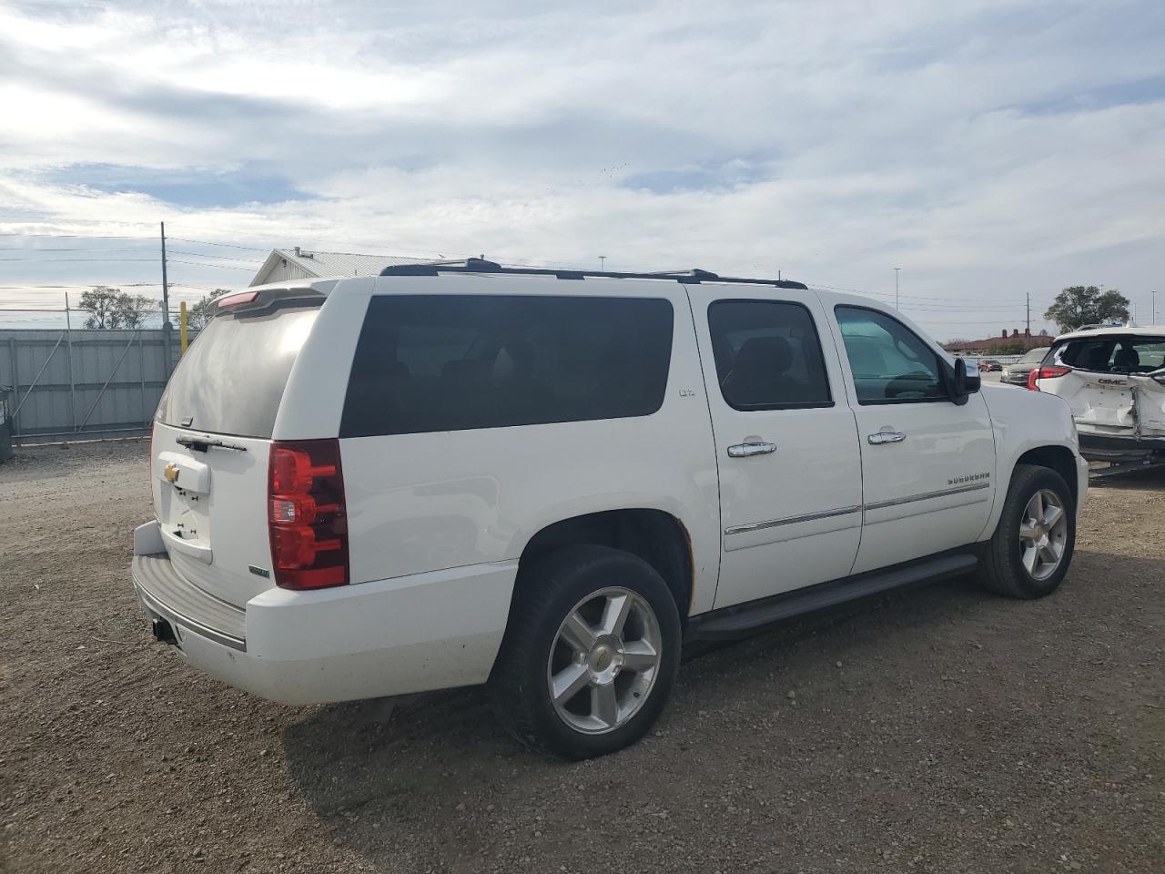 CHEVROLET SUBURBAN K1500 LTZ