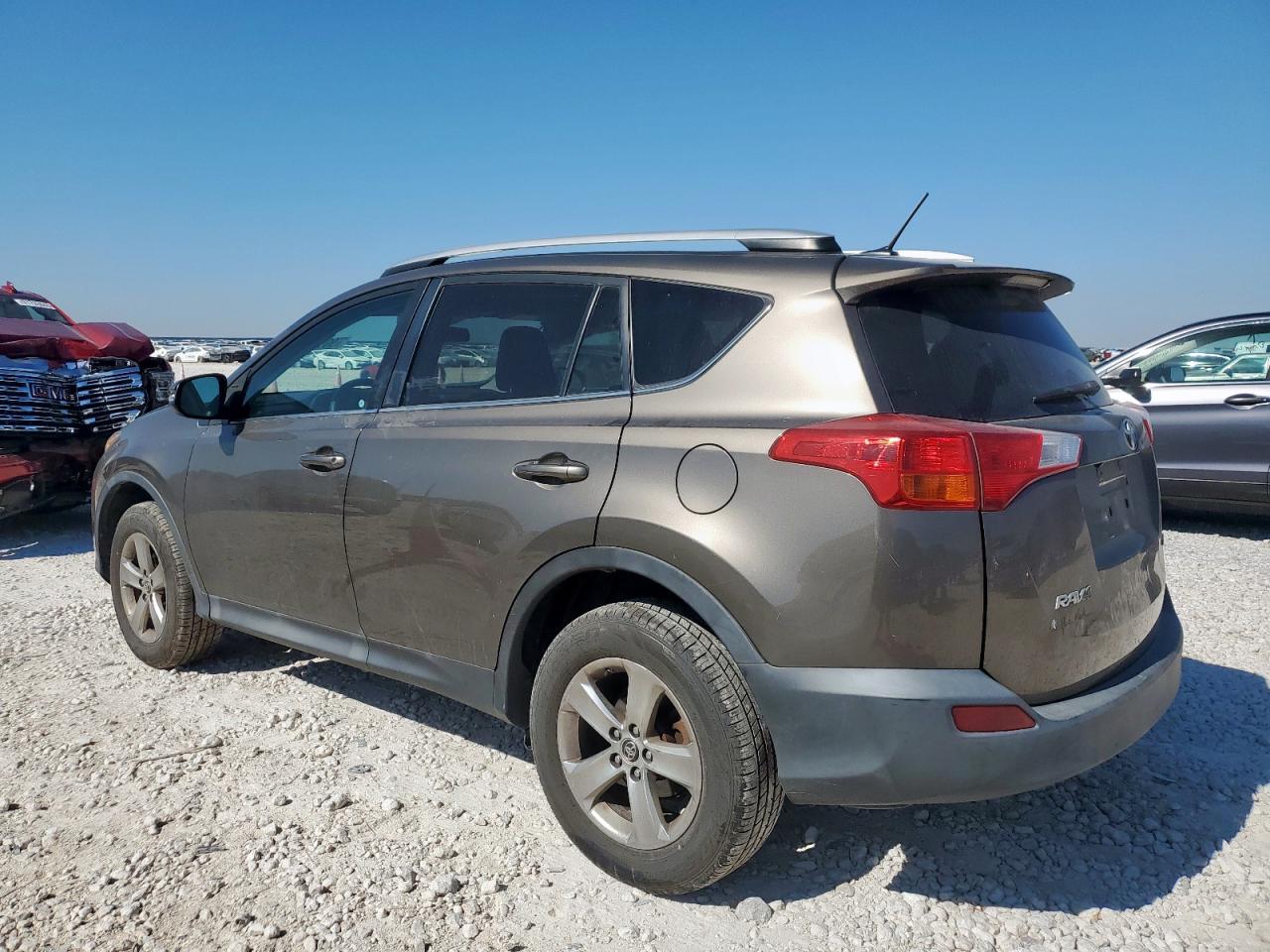 TOYOTA RAV4 XLE