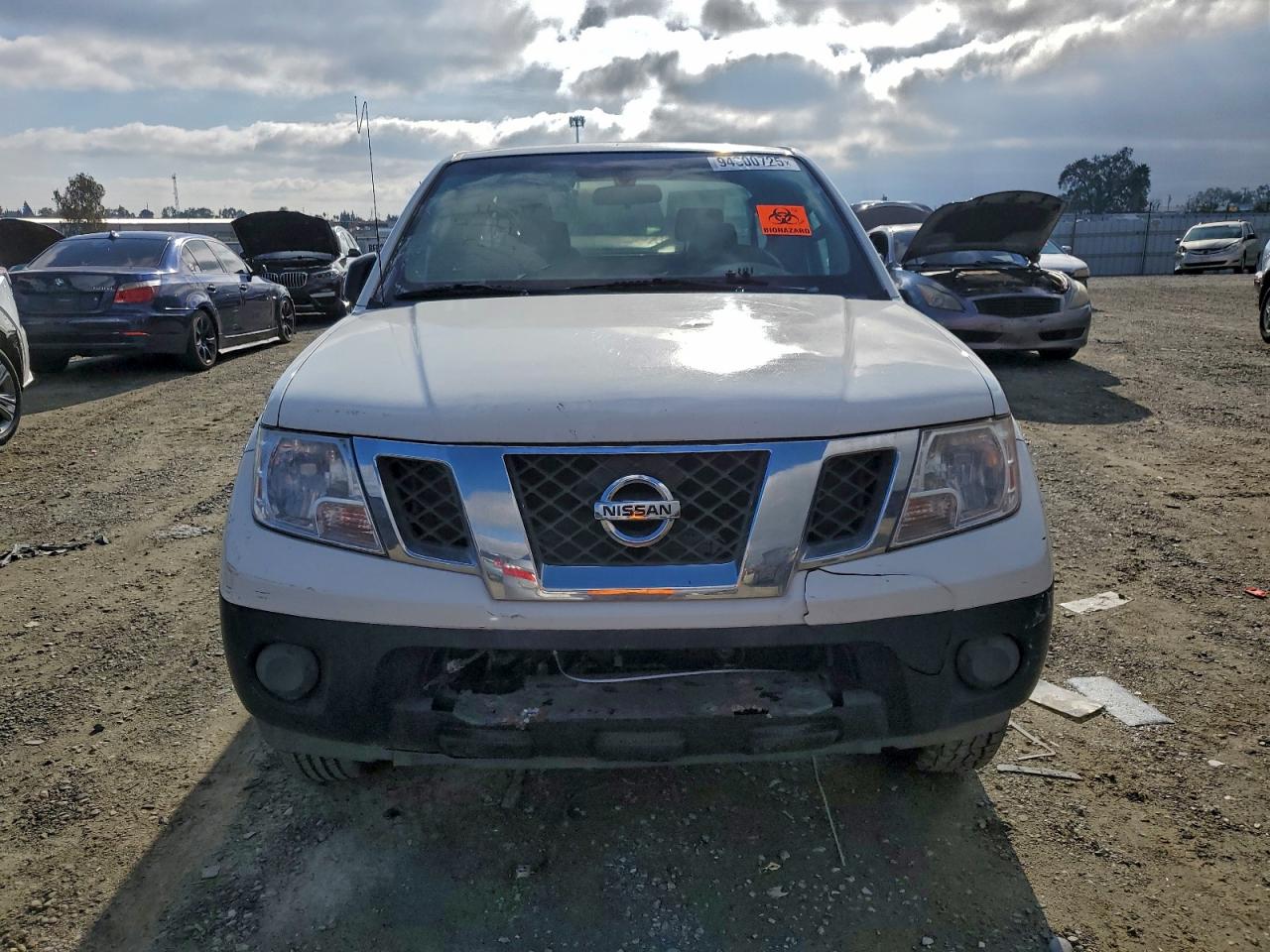 NISSAN FRONTIER S