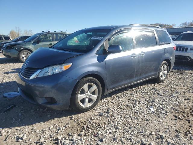 Global Auto Auctions: 2016 TOYOTA SIENNA LE