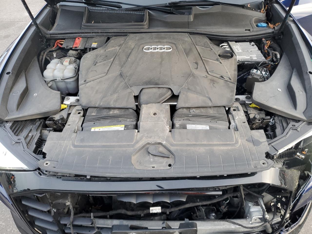 AUDI Q8 PRESTIGE S-LINE