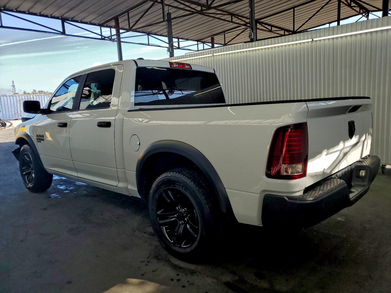 RAM 1500 SLT