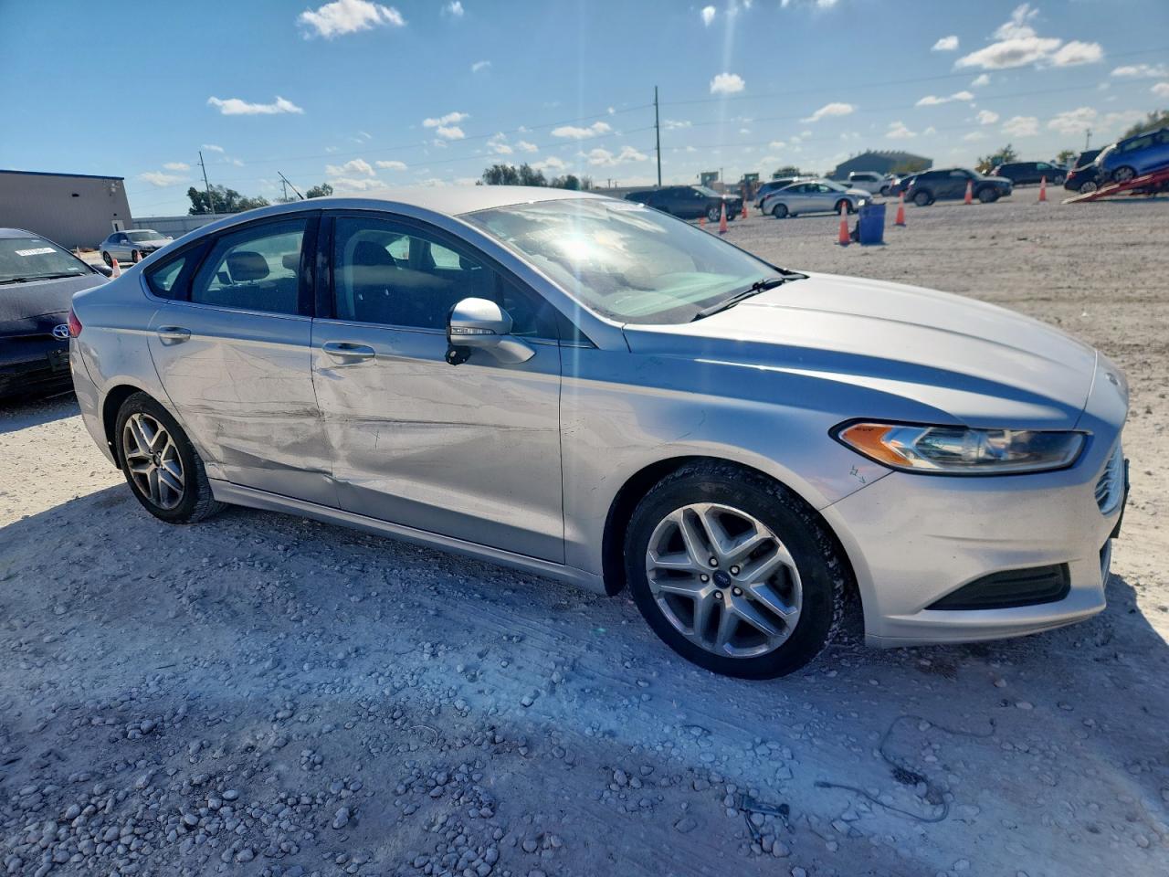 FORD FUSION SE