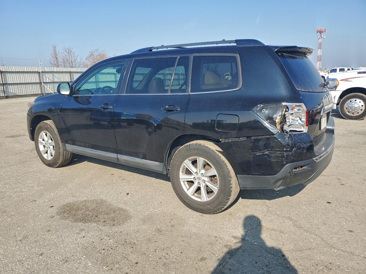 TOYOTA HIGHLANDER BASE