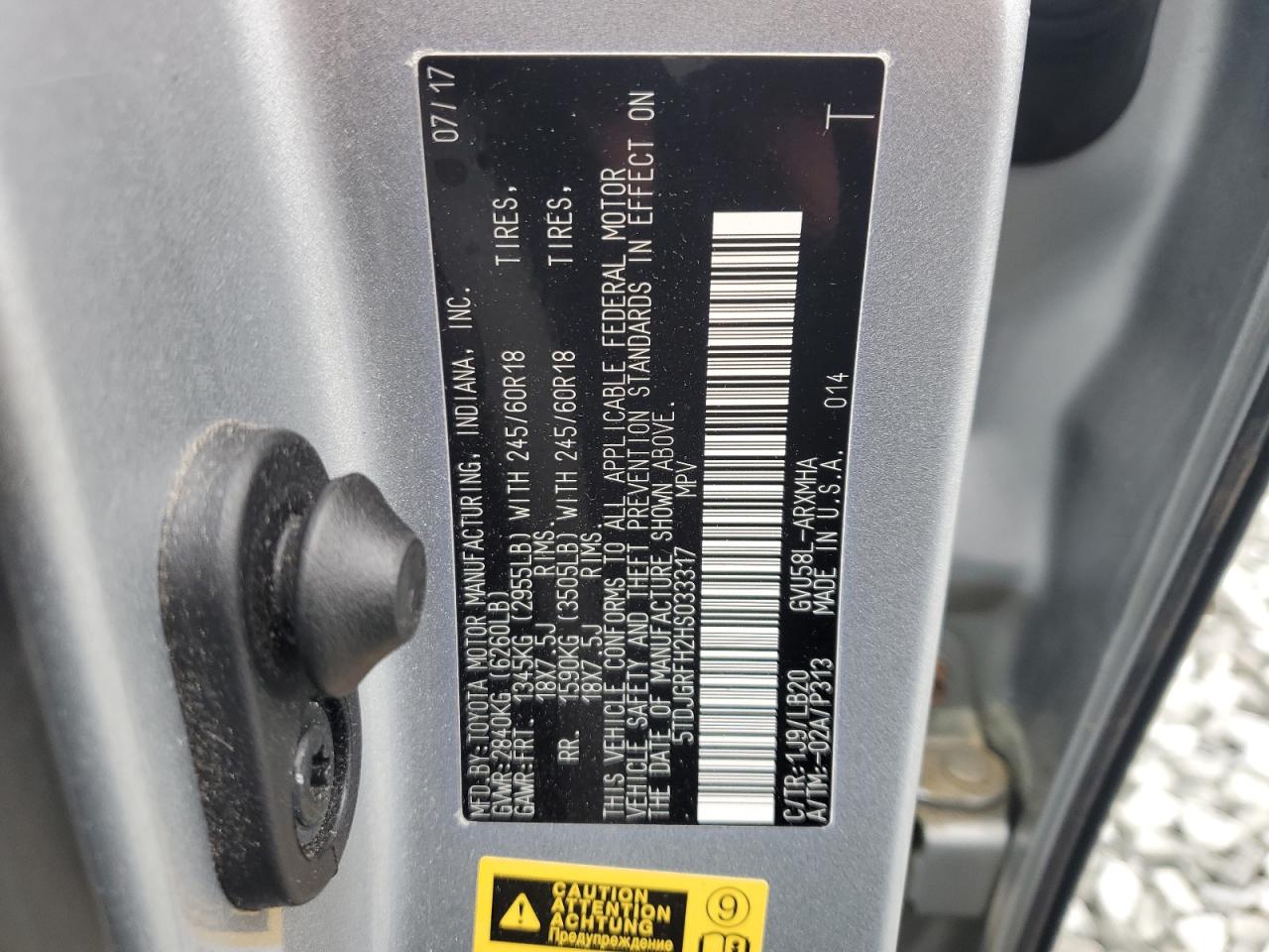 TOYOTA HIGHLANDER HYBRID