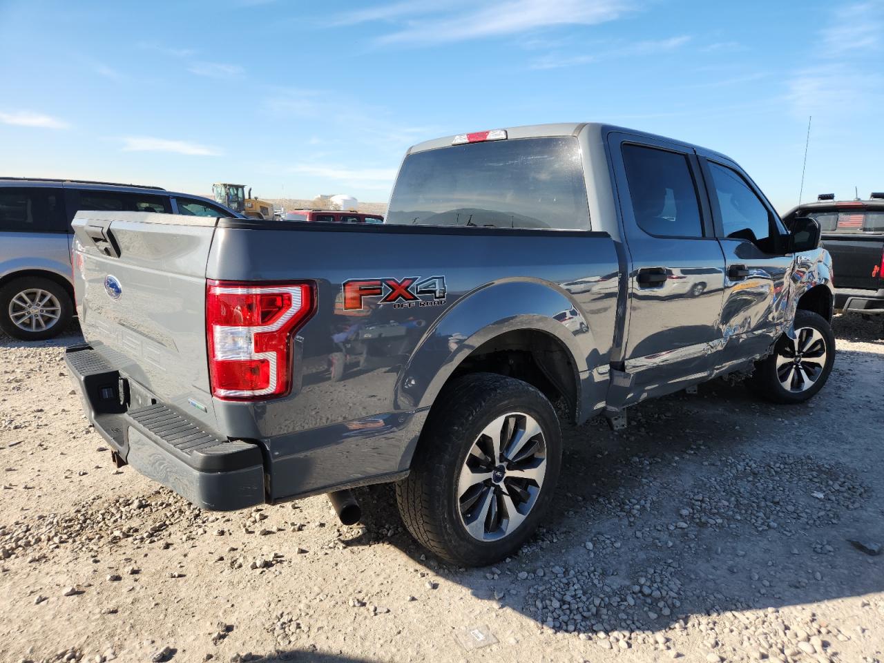 FORD F-150 SUPERCREW