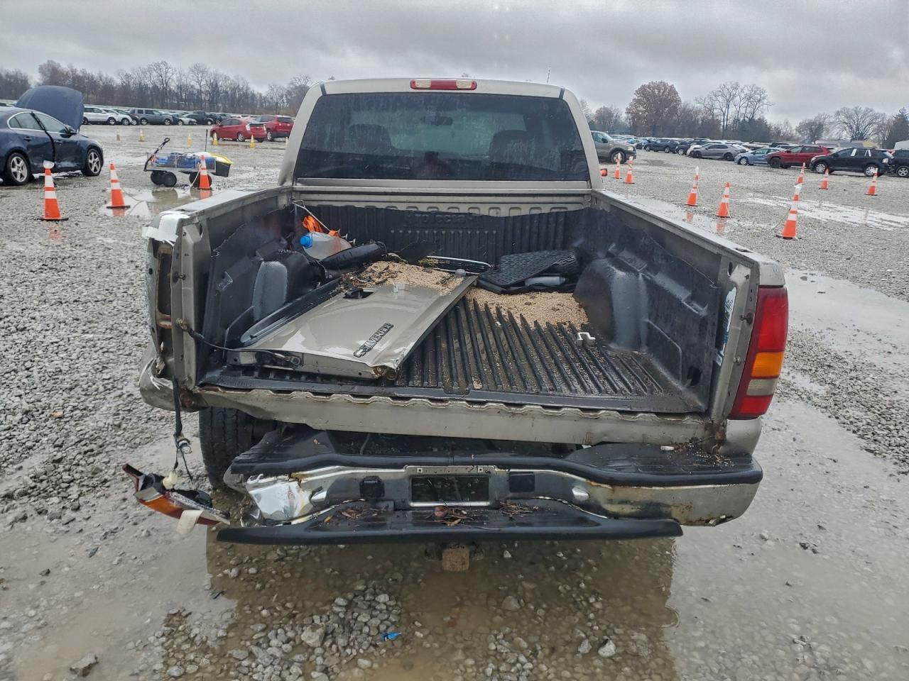 Lot #3303727474 2001 CHEVROLET SILVERADO