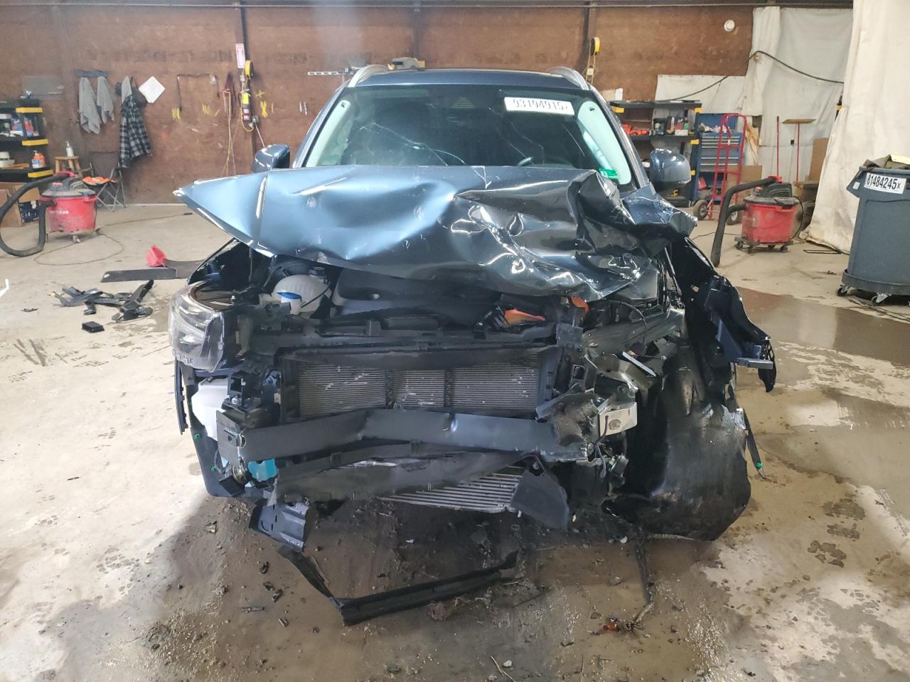 VOLVO XC40 T4 MOMENTUM