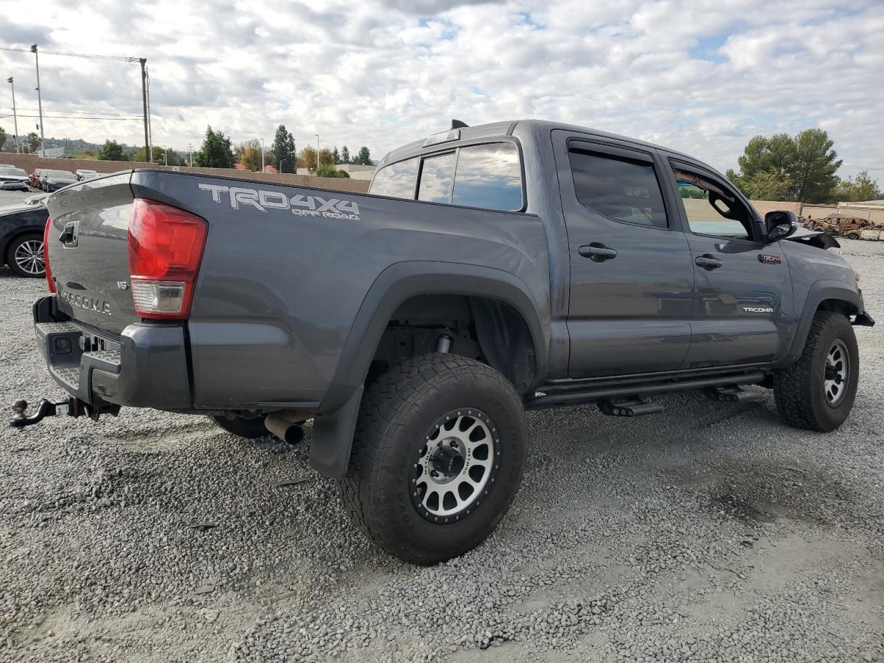 TOYOTA TACOMA DOUBLE CAB