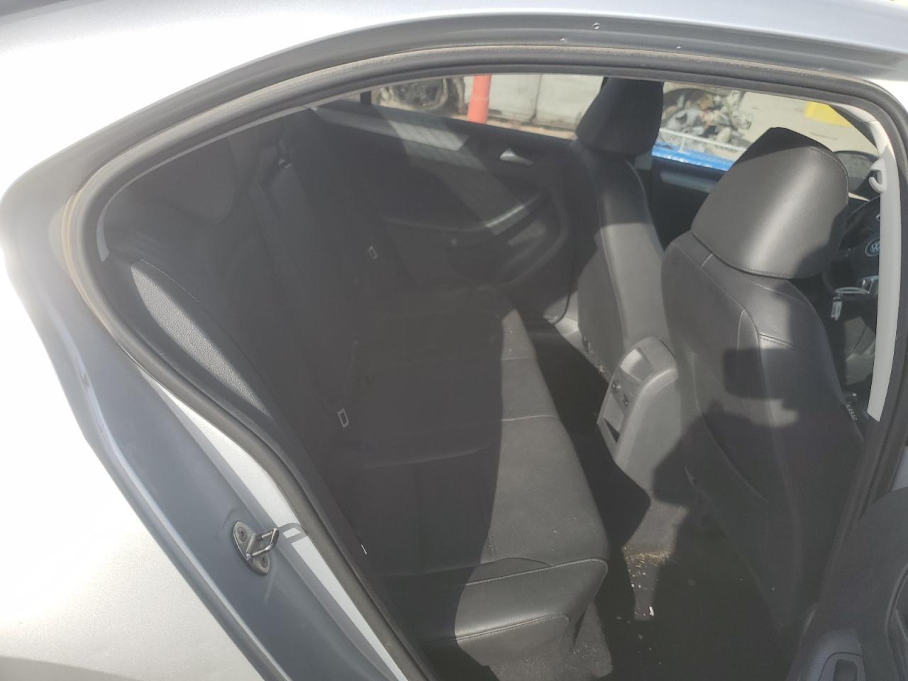 VOLKSWAGEN JETTA TDI