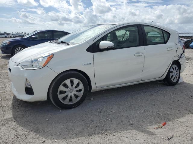 TOYOTA PRIUS C