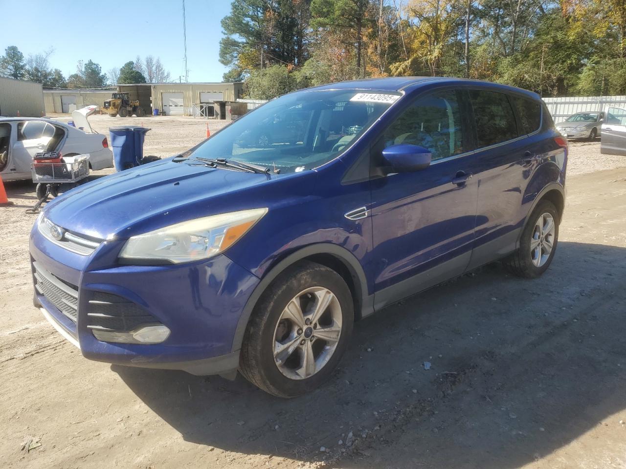 FORD ESCAPE SE