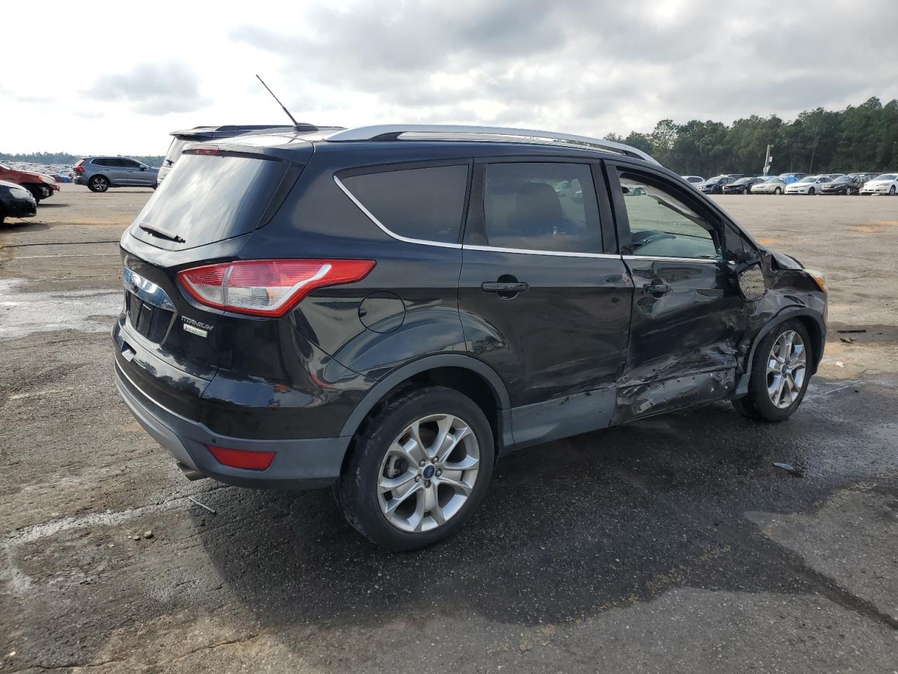FORD ESCAPE TITANIUM