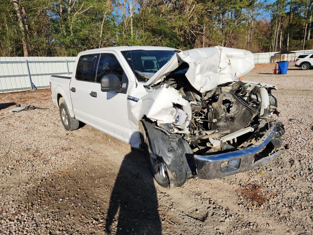 FORD F-150 SUPERCREW