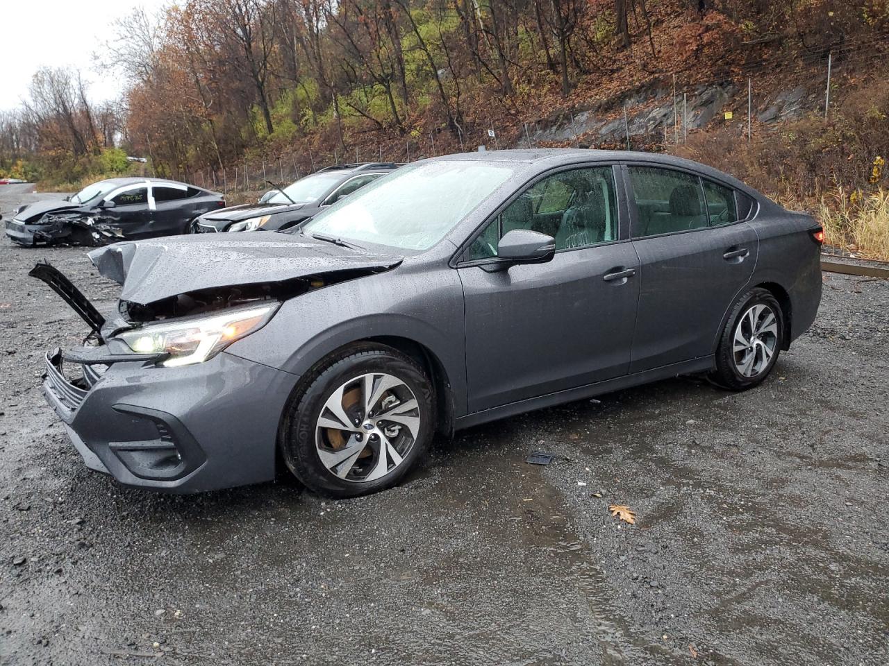 SUBARU LEGACY PREMIUM