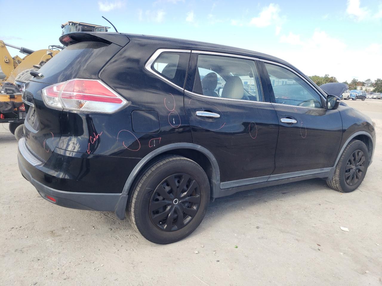 Lot #3302885959 2015 NISSAN ROGUE S