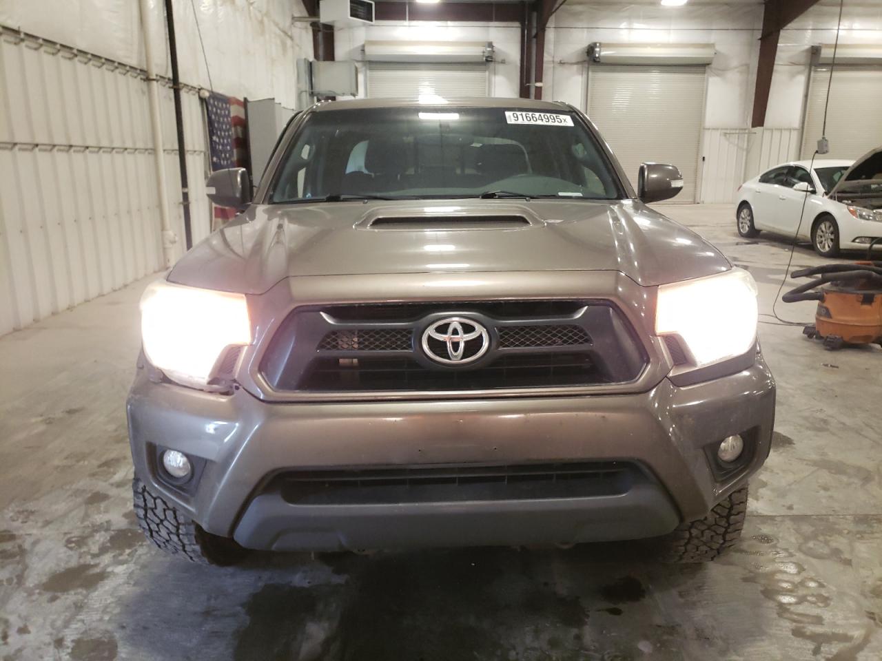 TOYOTA TACOMA DOUBLE CAB