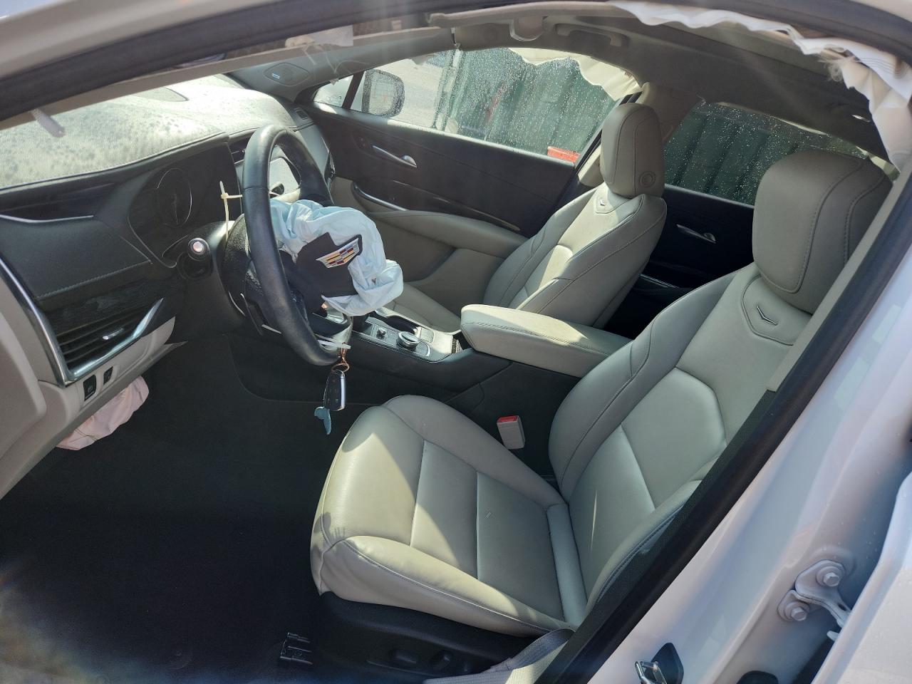 CADILLAC XT4 PREMIUM LUXURY