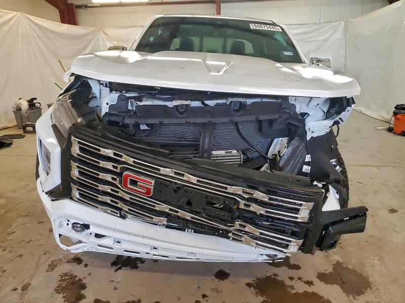 2024 GMC CANYON DEN #3304865576