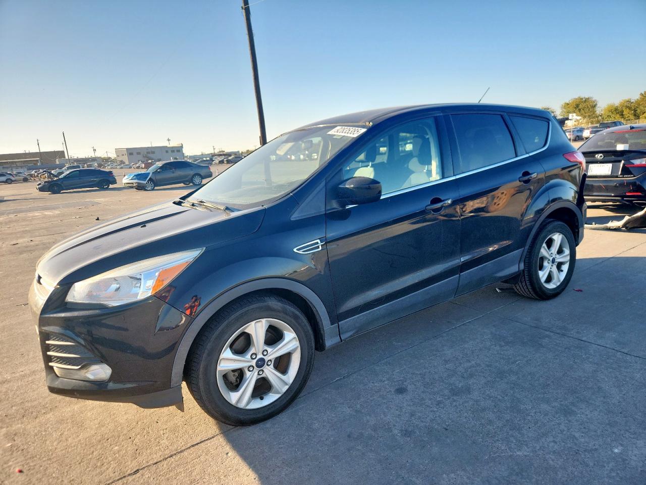FORD ESCAPE SE
