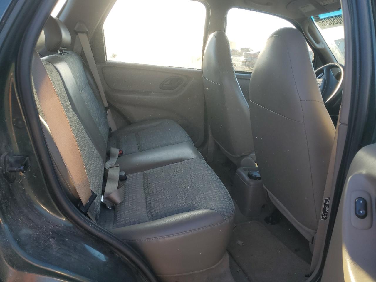 Lot #3290284231 2001 FORD ESCAPE XLS