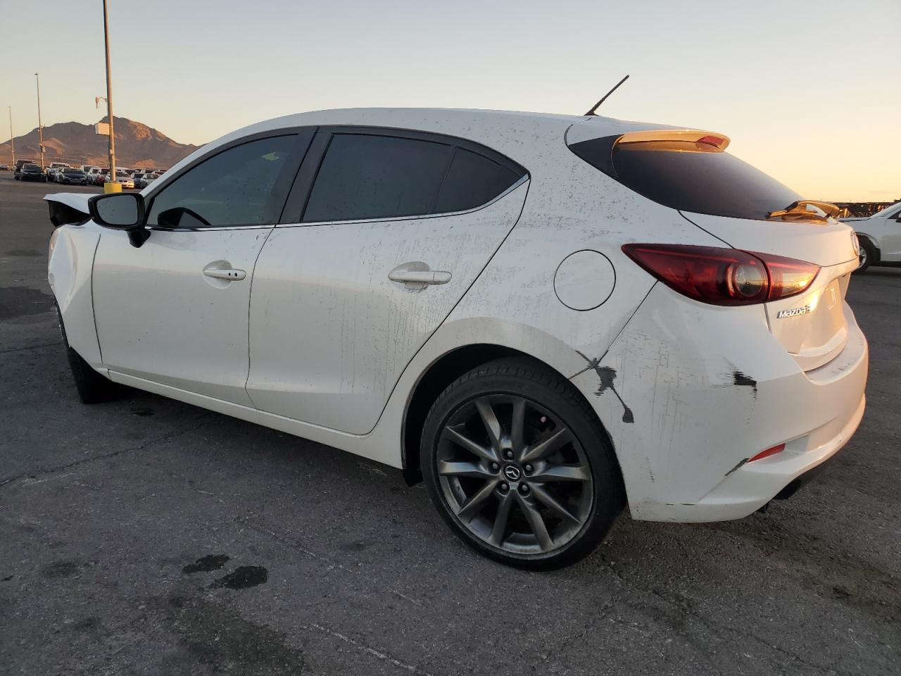 Lot #3317120985 2018 MAZDA 3 TOURING