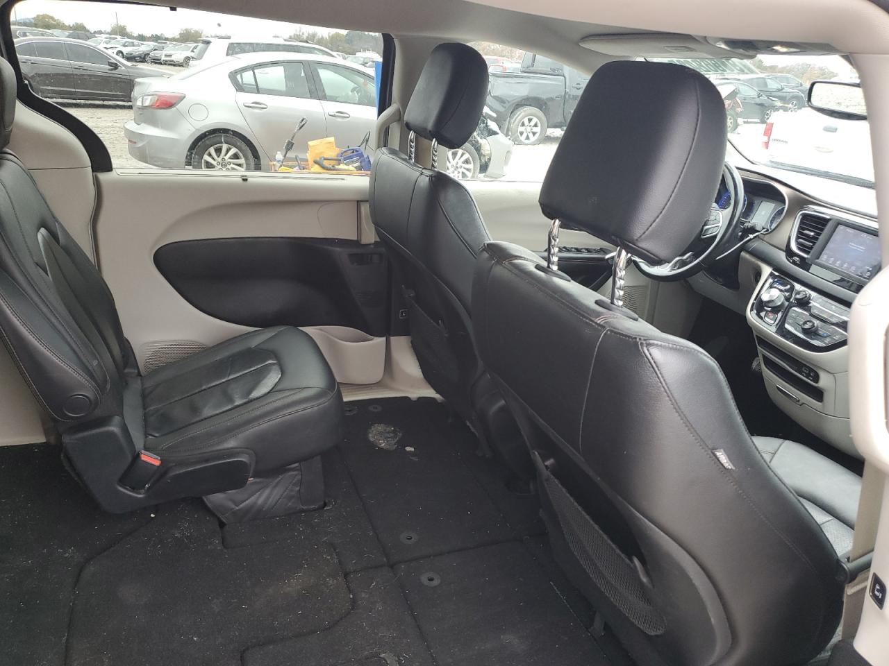 CHRYSLER PACIFICA TOURING L