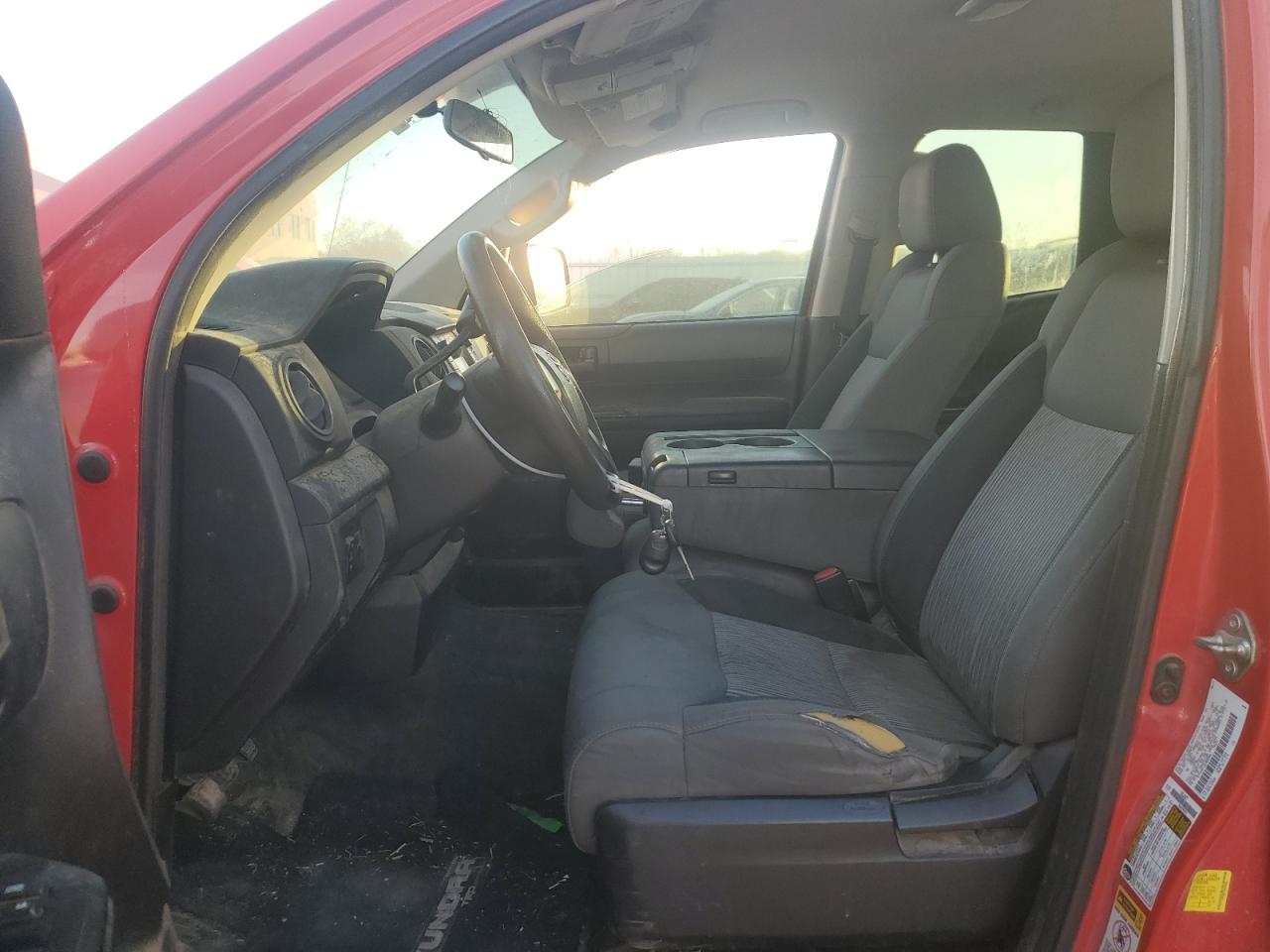 TOYOTA TUNDRA DOUBLE CAB SR