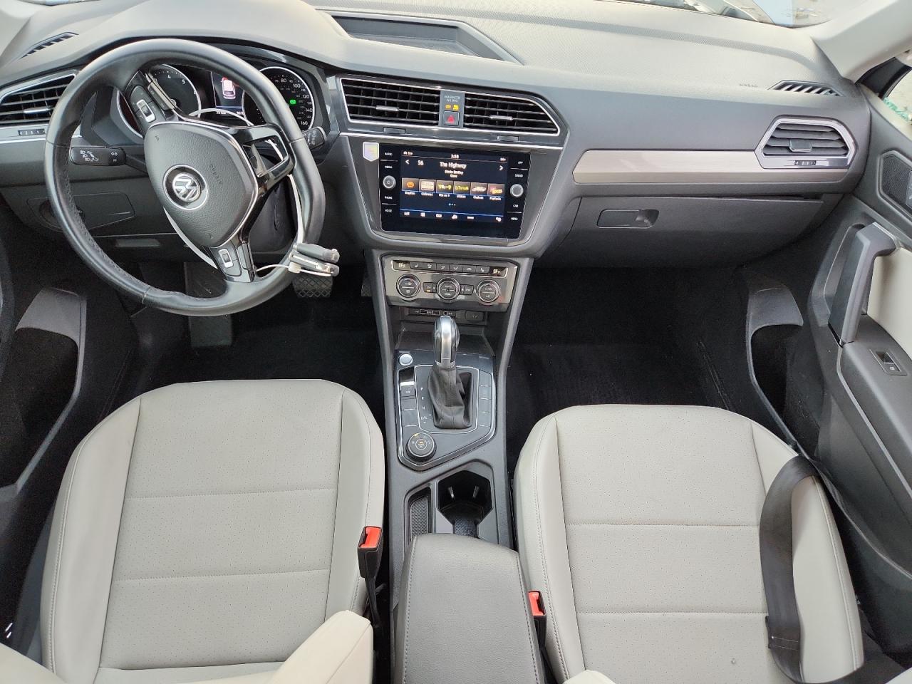 VOLKSWAGEN TIGUAN SE