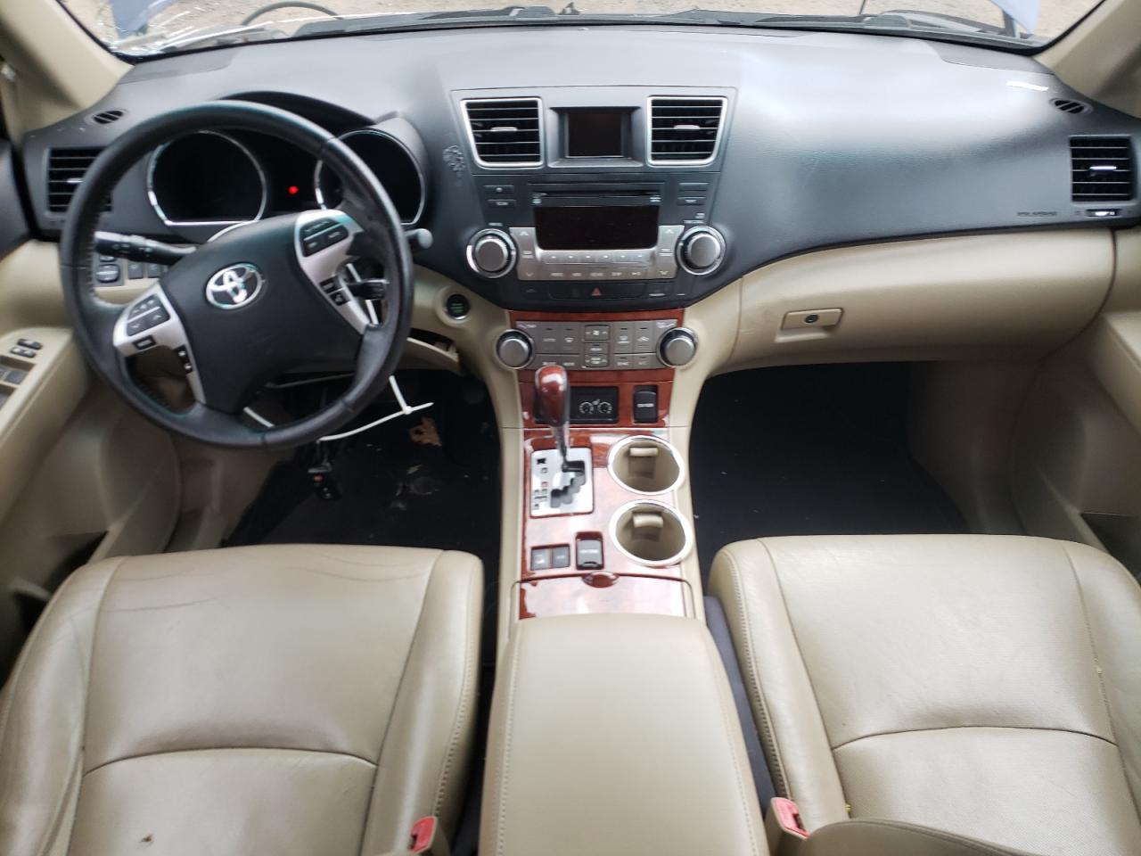 TOYOTA HIGHLANDER LIMITED