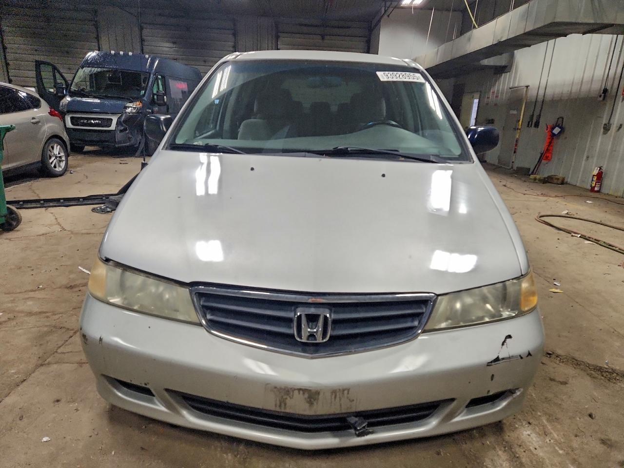 Lot #3298159273 2002 HONDA ODYSSEY LX