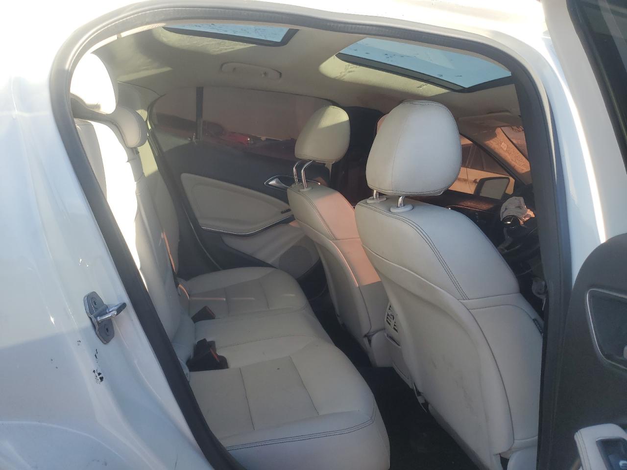 MERCEDES-BENZ GLA-CLASS 250 4MATIC