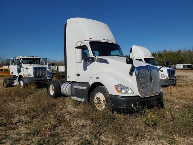 Global Auto Auctions: 2016 KENWORTH T680