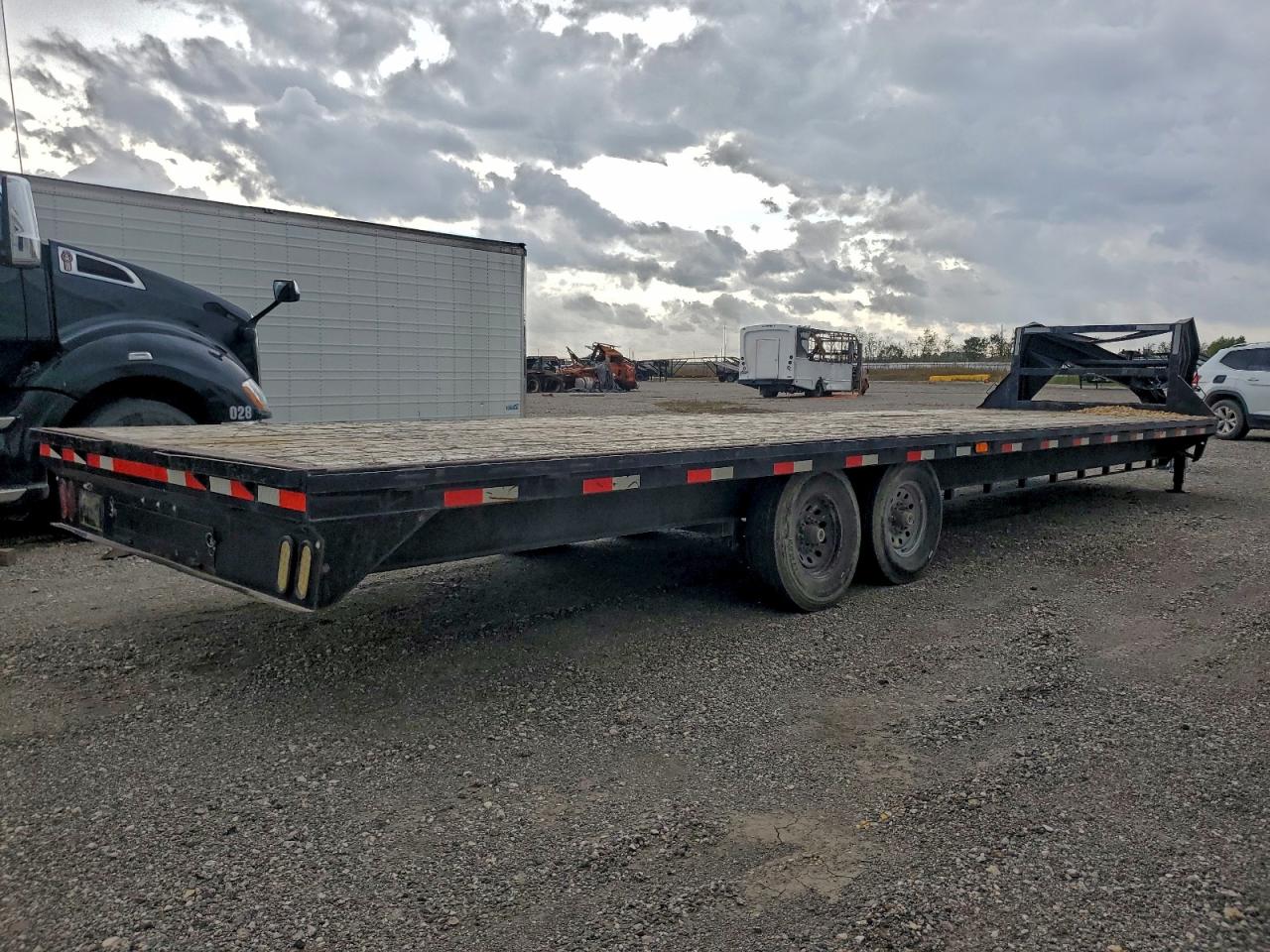 Lot #3311747745 2019 NWTH TRAILER