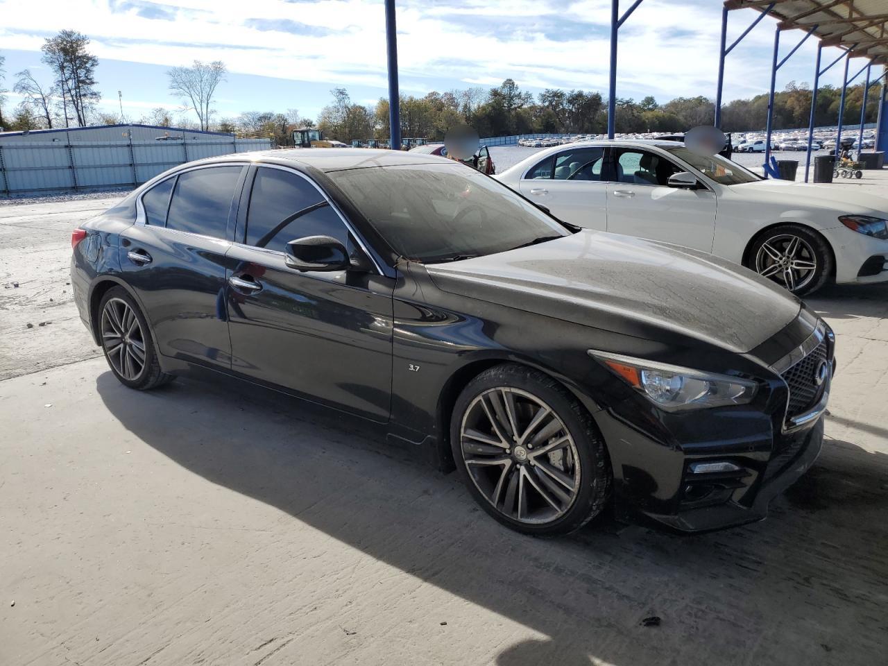 INFINITI Q50 BASE