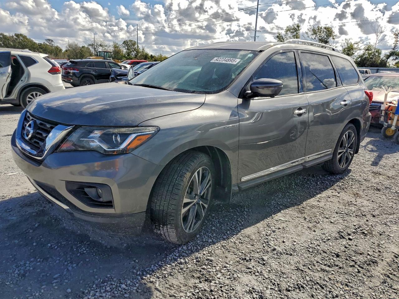 NISSAN PATHFINDER PLATINUM