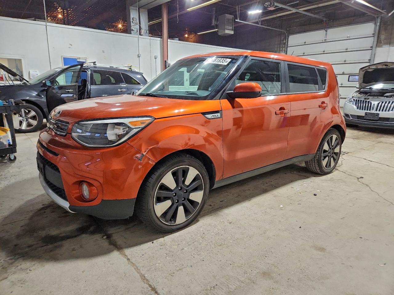 KIA SOUL +
